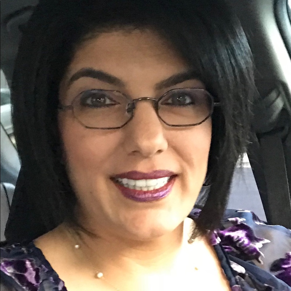 Meet your Posher, Sonia